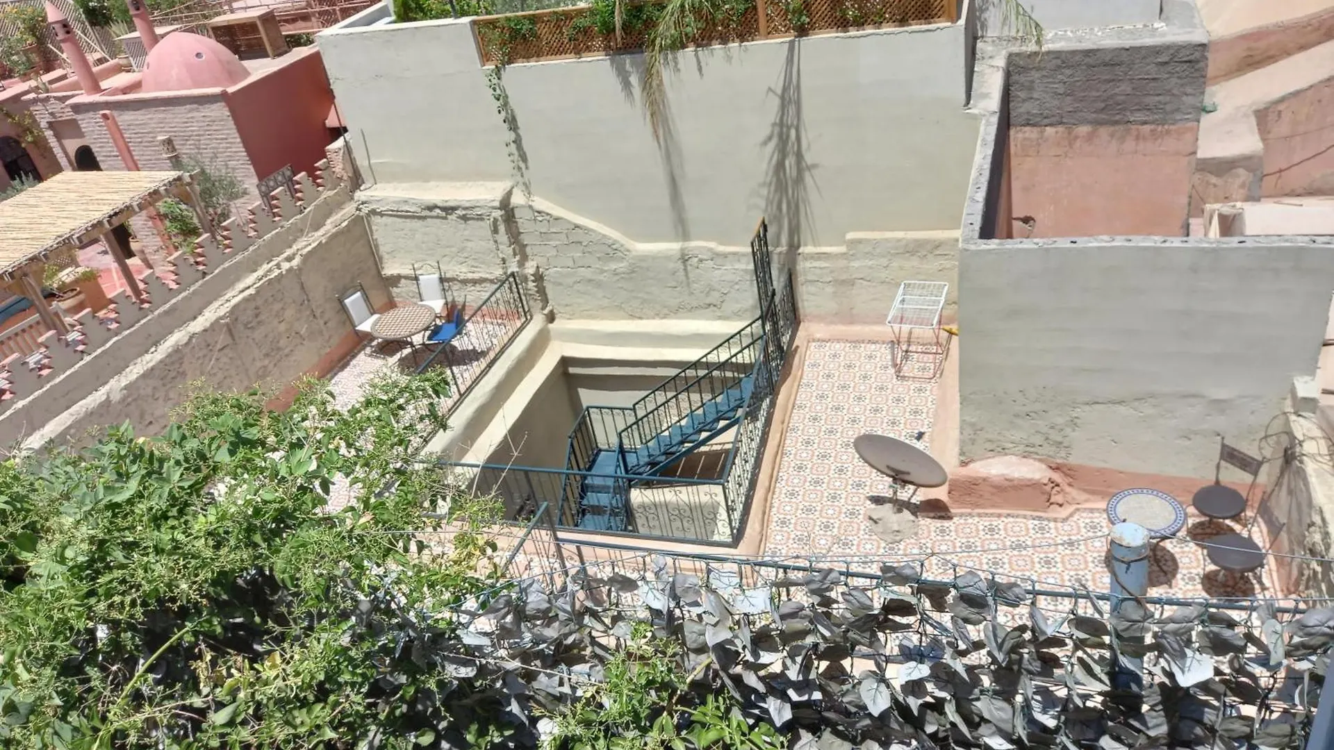 Juli\'S location
